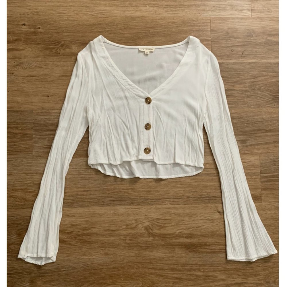 LA Hearts Button-Down Long Sleeved Crop Blouse
